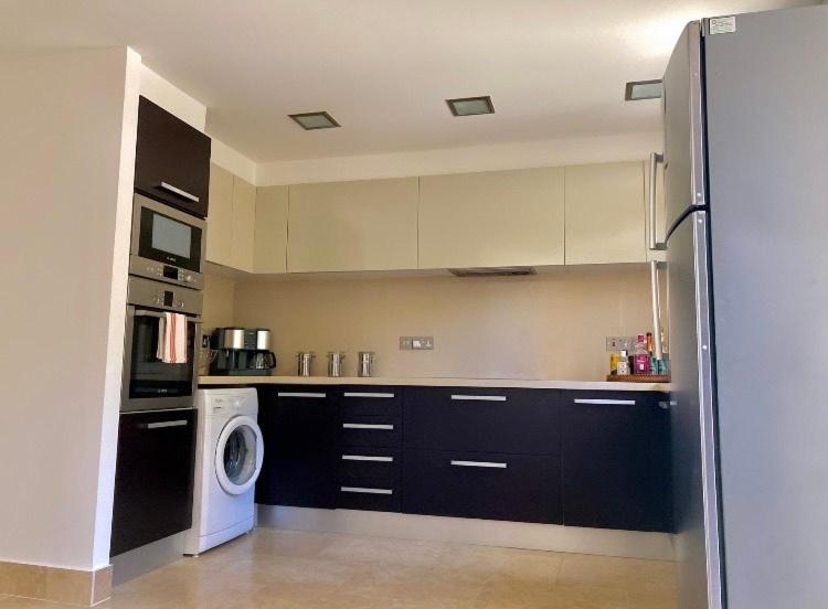 Beau Views Seven Apartment Peyia Bagian luar foto